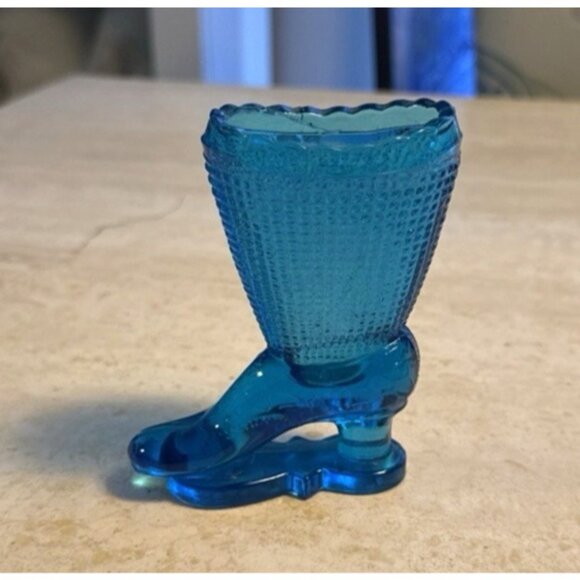 Vintage Fenton Glass Blue Hobnail Boot Shoe Slipper Figurine With Scalloped Rim - Picture 6 of 6